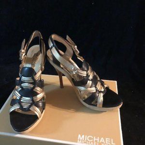 MK Leather/Metallic & Black Size 6.5